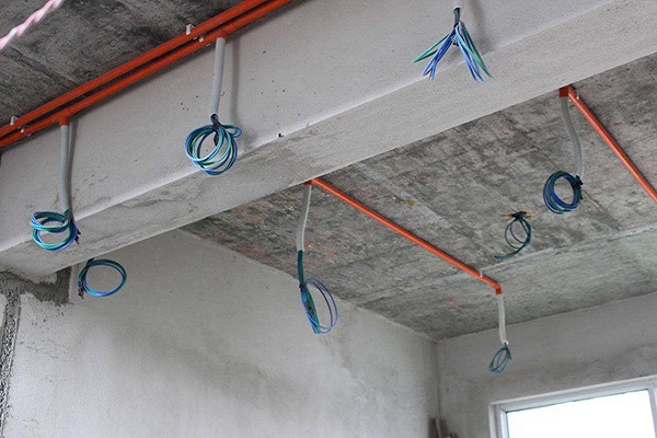 西安：饮水机震动异常的常见原因及维修方案